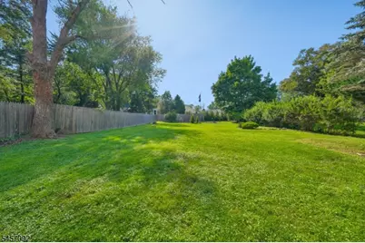 139 Union Ave, New Providence, NJ 07974 - Photo 41