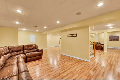 23 Rogers Ave, Berkeley Heights Township, NJ 07922 - Photo 35