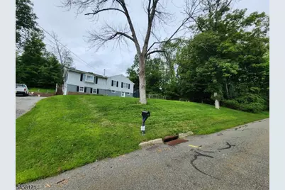 30 Locust Rd, Wantage, NJ 07461 - Photo 1