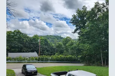 30 Locust Rd, Wantage, NJ 07461 - Photo 27