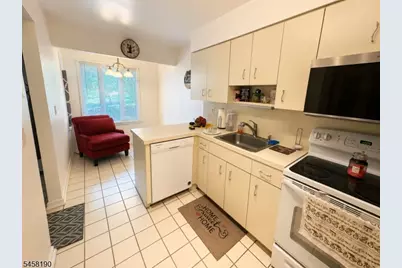 14 Inverrary Pl, Clinton Township, NJ 08801 - Photo 3
