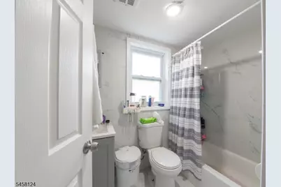 95 Ellis Ave, Irvington, NJ 07111 - Photo 7