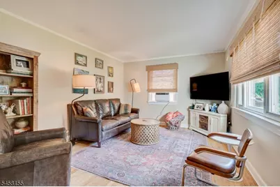 97 Union County Pkwy, Clark Township, NJ 07066 - Photo 11