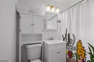 725 Joralemon St, Belleville Twp., NJ 07109 - Photo 5