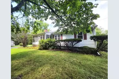 13 Den Herder Dr, Franklin Township, NJ 08873 - Photo 1