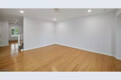 223 Walnut St, Montclair, NJ 07042 - Photo 9