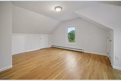 223 Walnut St, Montclair, NJ 07042 - Photo 19