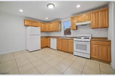 223 Walnut St, Montclair, NJ 07042 - Photo 13