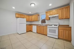 223 Walnut St, Montclair, NJ 07042 - Photo 13