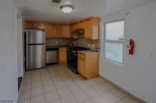 210 Lafayette St, Rahway, NJ 07065 - Photo 3