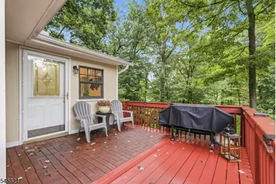 376 Maxim Dr, Hopatcong, NJ 07821 - Photo 5