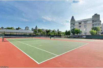 207-31 Shearwater Ct #31, Jersey City, NJ 07305 - Photo 25