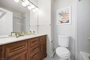 13 Oakwood Ct, Cedar Grove, NJ 07009 - Photo 33