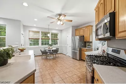 13 Oakwood Ct, Cedar Grove, NJ 07009 - Photo 11