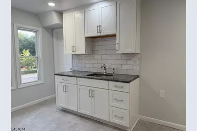 584 Pompton Ave, Cedar Grove, NJ 07009 - Photo 5