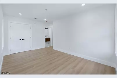 92 Speedway Ave #3, Newark, NJ 07106 - Photo 35