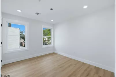 92 Speedway Ave #3, Newark, NJ 07106 - Photo 15