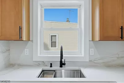 92 Speedway Ave #3, Newark, NJ 07106 - Photo 9