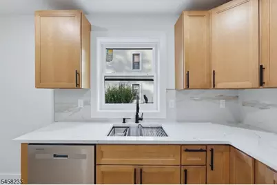 92 Speedway Ave #3, Newark, NJ 07106 - Photo 39