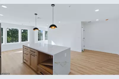 92 Speedway Ave #3, Newark, NJ 07106 - Photo 25