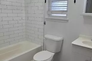 1054 Bond St, Elizabeth, NJ 07201 - Photo 21
