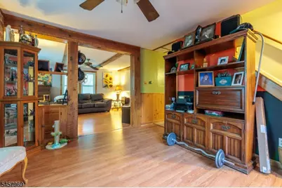 687 Riegelsville Rd, Holland Township, NJ 08848 - Photo 17