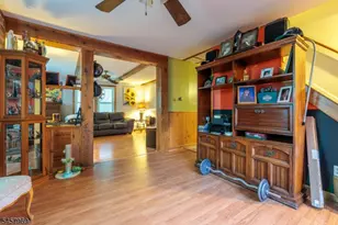 687 Riegelsville Rd, Holland Township, NJ 08848 - Photo 17