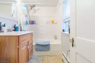 687 Riegelsville Rd, Holland Township, NJ 08848 - Photo 27