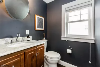 8 Berkeley Rd, Maplewood, NJ 07040 - Photo 17