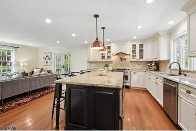 24 Welsh Road, Tewksbury Township, NJ 08833 - Photo 11