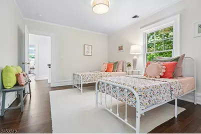 150 Gordonhurst Ave, Montclair, NJ 07043 - Photo 31