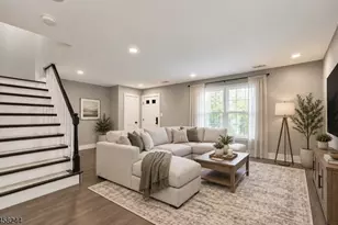 68 Sassafras Ct, North Brunswick Township, NJ 08902 - Photo 5
