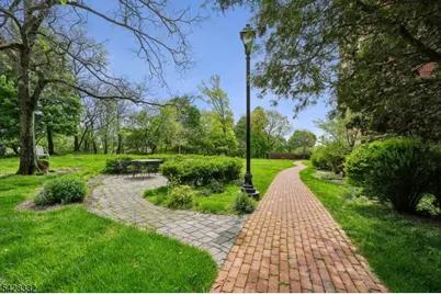 10 Crestmont Rd #5J, Montclair, NJ 07042 - Photo 19