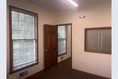 122 Rt173122West Main, Clinton, NJ 08809 - Photo 3