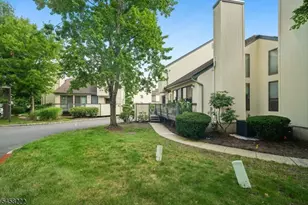 177 Locust Ln, Bernards Township, NJ 07920 - Photo 3