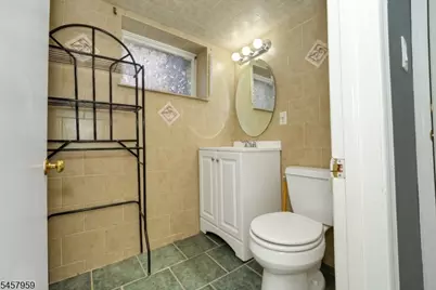 2319 Colonial Dr, Rahway, NJ 07065 - Photo 27