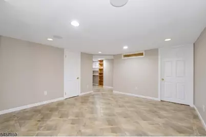 2319 Colonial Dr, Rahway, NJ 07065 - Photo 37
