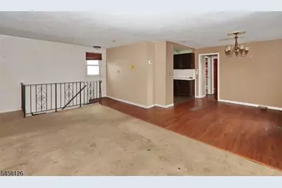 1021 Harding Ave, Union Township, NJ 07083 - Photo 9