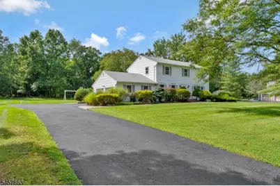 258 Dutch Farm Rd, Bridgewater, NJ 08807 - Photo 3