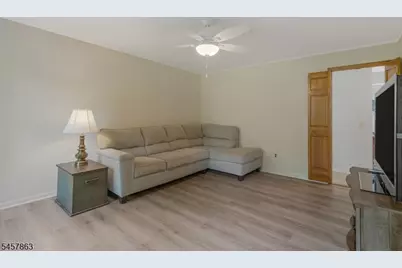 258 Dutch Farm Rd, Bridgewater, NJ 08807 - Photo 13