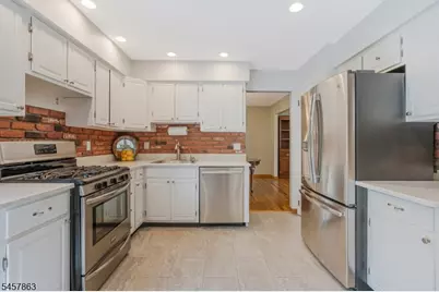 258 Dutch Farm Rd, Bridgewater, NJ 08807 - Photo 15