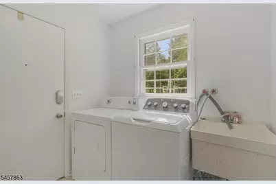 258 Dutch Farm Rd, Bridgewater, NJ 08807 - Photo 21