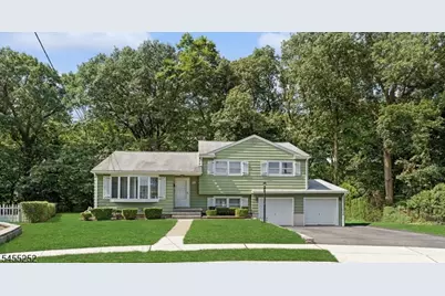 18 Ravine Ct, Clifton, NJ 07013 - Photo 1