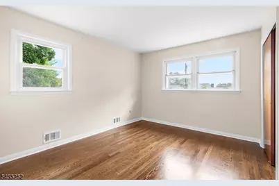 18 Ravine Ct, Clifton, NJ 07013 - Photo 13