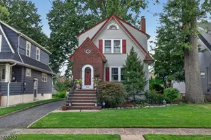 544 W Meadow Ave, Rahway, NJ 07065 - Photo 1