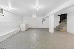201 N Center St, Orange, NJ 07050 - Photo 19