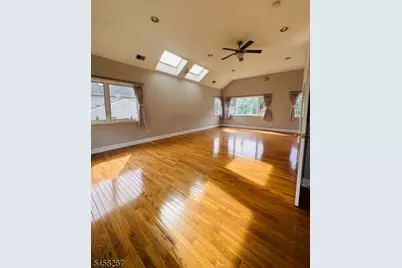 75 S Ashby Ave, Livingston, NJ 07039 - Photo 15