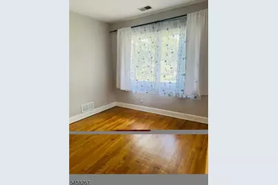 75 S Ashby Ave, Livingston, NJ 07039 - Photo 21