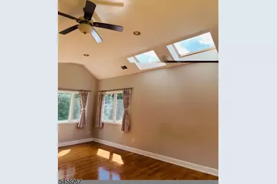 75 S Ashby Ave, Livingston, NJ 07039 - Photo 9