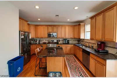 431 E 7th St, Plainfield, NJ 07060 - Photo 5